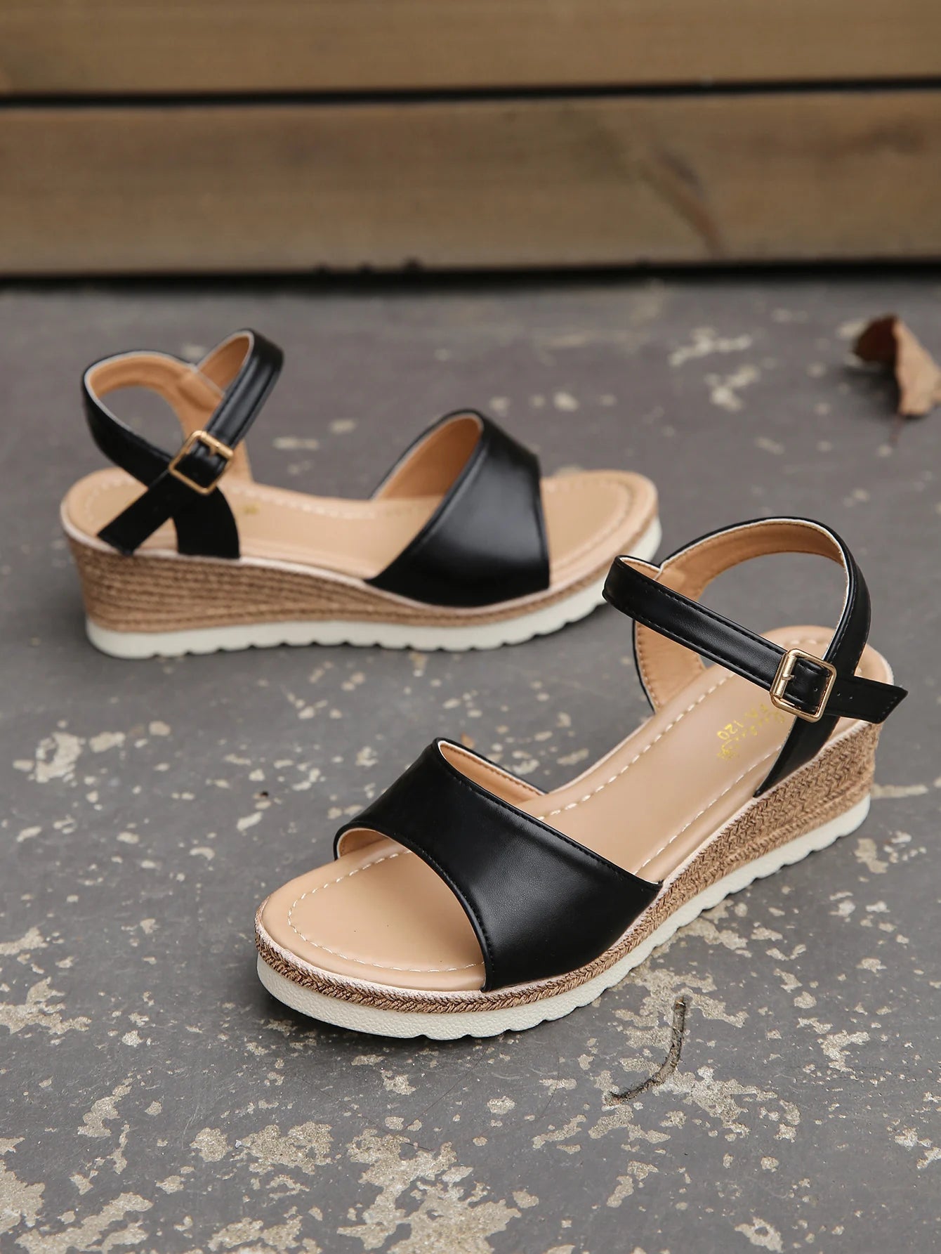 Lightweight Pu Sole Summer Women's Shoes Wedge Heel Strap Women's Sandals
